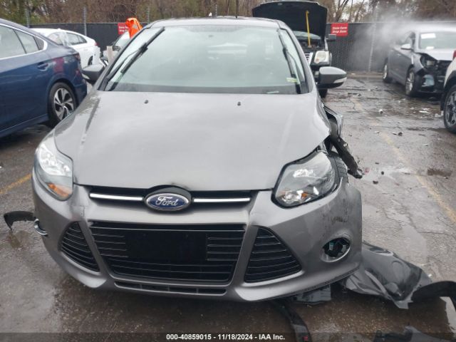 1FADP3J22EL218791 Ford Focus Titanium