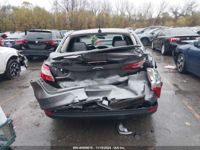 1FADP3J22EL218791 Ford Focus Titanium