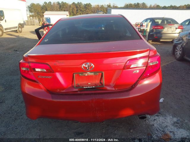 4T1BF1FK8EU742194 Toyota CAMRY SE