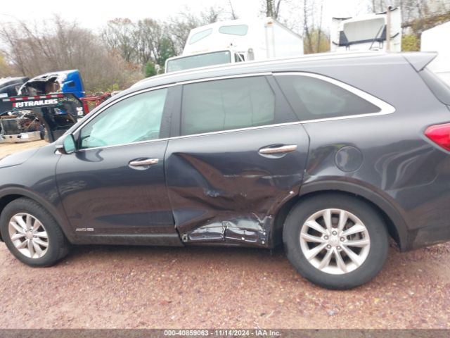 5XYPGDA52HG240121 KIA Sorento 3.3l Lx