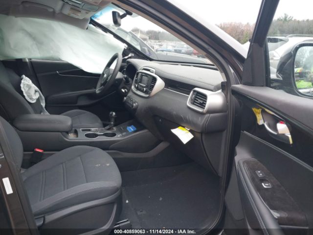 5XYPGDA52HG240121 KIA Sorento 3.3l Lx