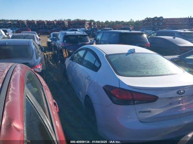 3KPFL4A73JE268098 KIA FORTE S