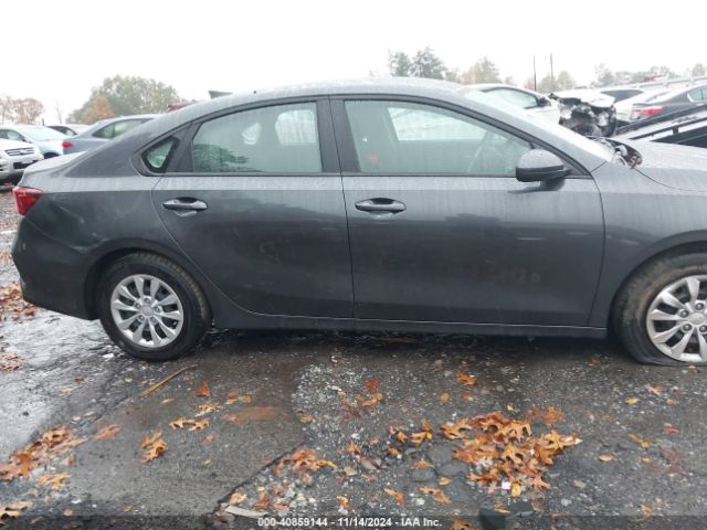 3KPF24ADXKE057488 KIA FORTE FE