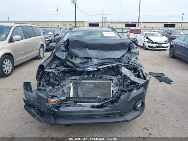 JF2GUADC8R8303945 Subaru Crosstrek Premium