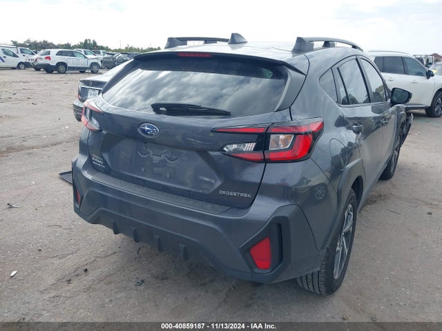JF2GUADC8R8303945 Subaru Crosstrek Premium