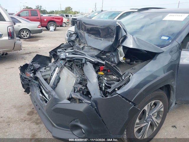 JF2GUADC8R8303945 Subaru Crosstrek Premium