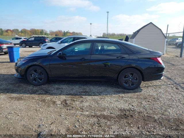 5NPLS4AG1MH008417 Hyundai ELANTRA SEL