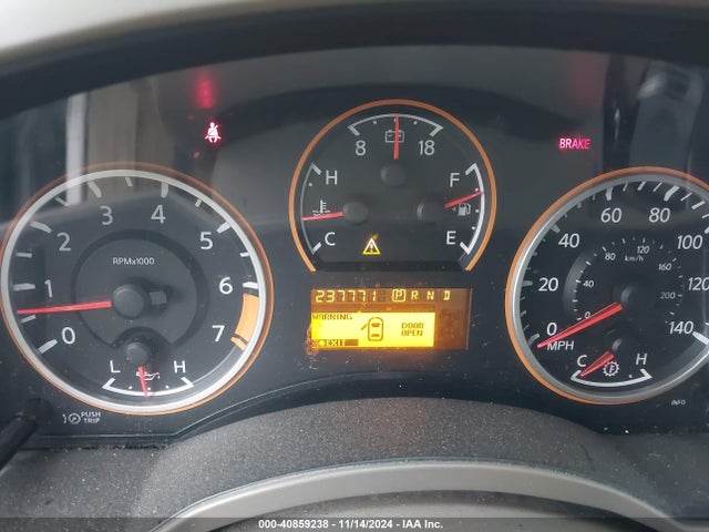 Nissan TITAN SV 2014 1N6BA0ED8EN510847 Image 15