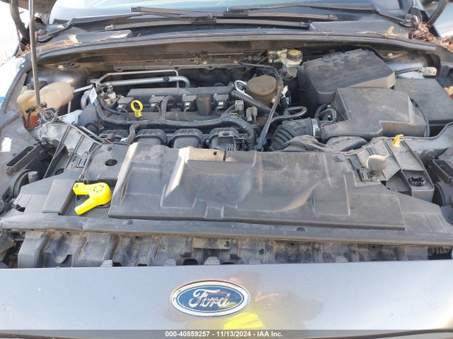Ford FOCUS SE 2016 1FADP3F24GL277093 Image 10