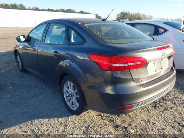 Ford FOCUS SE 2016 1FADP3F24GL277093 Image 3