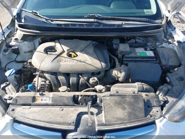 5NPDH4AE2GH716648 Hyundai ELANTRA SE