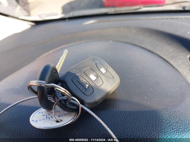 5NPDH4AE2GH716648 Hyundai ELANTRA SE
