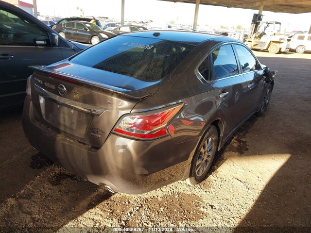 Nissan Altima 2.5 S 2015 1N4AL3AP4FC598597 Image 4