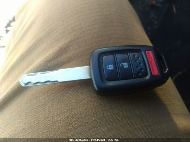 5J6RM3H3XEL023877 Honda CR-V LX