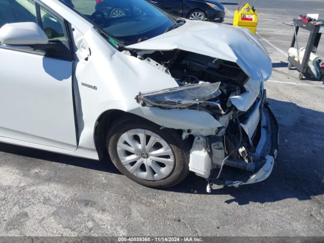 JTDKAMFU6M3131932 Toyota Prius Le