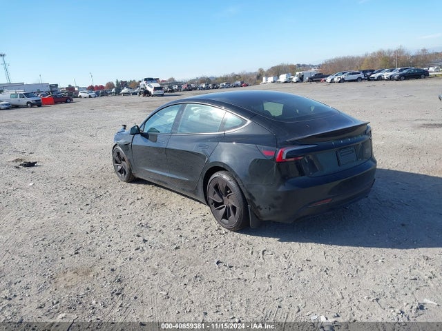 2024 TESLA MODEL 3 5YJ3E1ET5RF828356 Photo 2