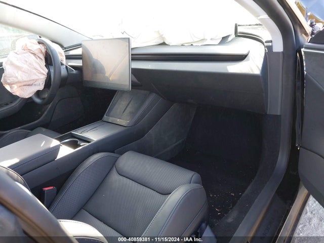2024 TESLA MODEL 3 5YJ3E1ET5RF828356 Photo 4