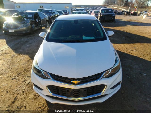 1G1BE5SM6H7162833 Chevrolet Cruze Lt Auto