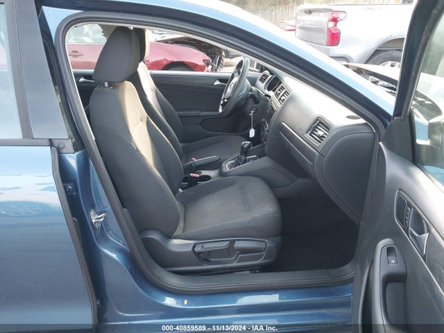 3VW267AJ4GM274054 Volkswagen Jetta 1.4t S