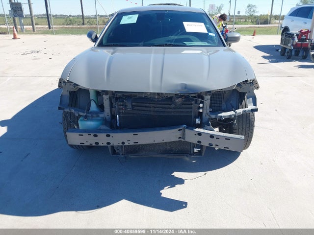 2C3CDXBG0JH180232 Dodge Charger Sxt Rwd
