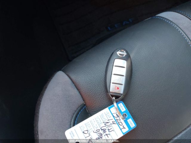 1N4AZ1CP0KC307300 Nissan Leaf Sl