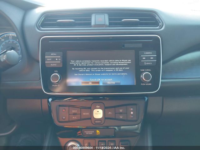 1N4AZ1CP0KC307300 Nissan Leaf Sl