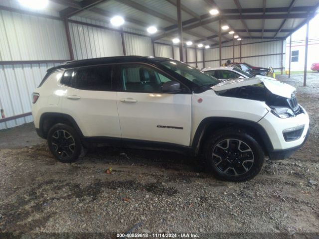 3C4NJDDB7KT748014 Jeep Compass Trailhawk 4x4