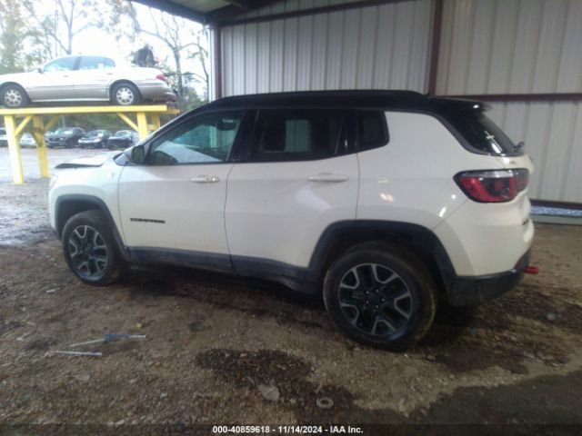 3C4NJDDB7KT748014 Jeep Compass Trailhawk 4x4