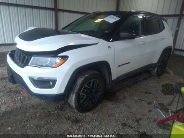 3C4NJDDB7KT748014 Jeep Compass Trailhawk 4x4