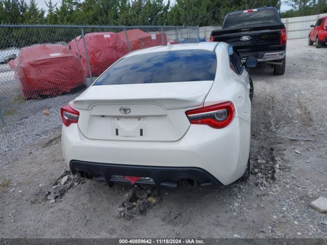 JF1ZNAA17H8701403 Toyota 86