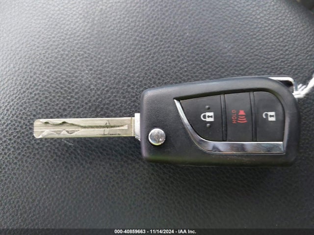 Toyota RAV4 LE 2022 2T3H1RFVXNW205691 Image 11
