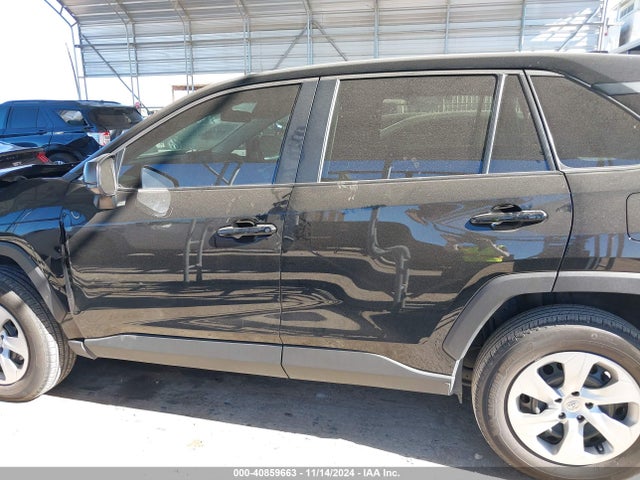 Toyota RAV4 LE 2022 2T3H1RFVXNW205691 Image 14