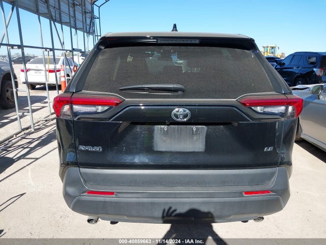 Toyota RAV4 LE 2022 2T3H1RFVXNW205691 Image 16