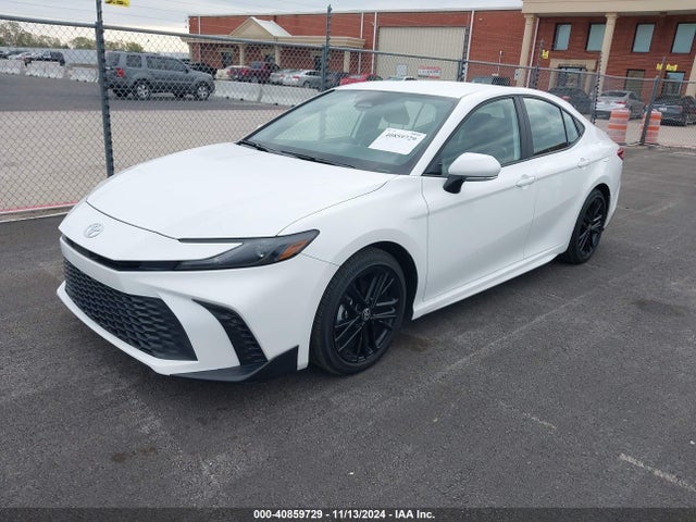 Toyota CAMRY SE 2025 4T1DAACK8SU022725 Image 2
