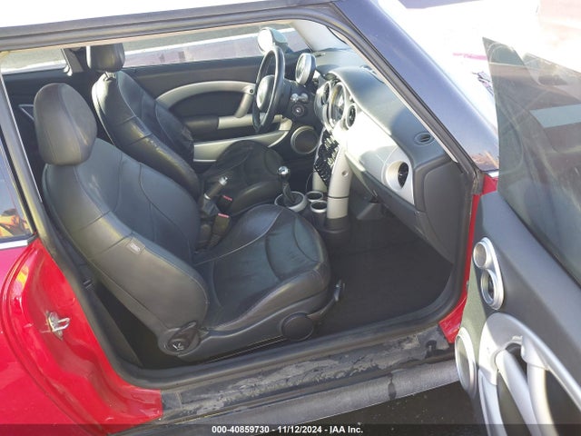 2004 MINI COOPER S WMWRE33404TD83791 Photo 4