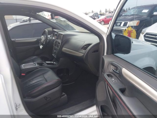 2C4RDGEG0KR622889 Dodge Grand Caravan Gt
