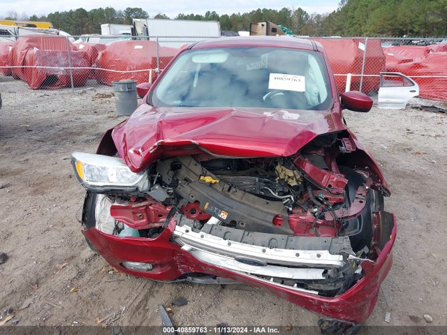 1FMCU0G92HUE35396 Ford ESCAPE SE