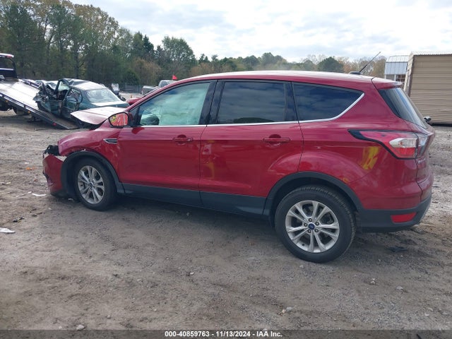 1FMCU0G92HUE35396 Ford ESCAPE SE