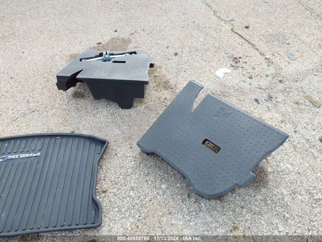 JTDKDTB32G1132297 Toyota Prius C Two