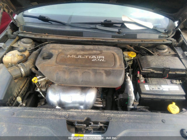 1C3CCCAB6FN669279 Chrysler 200 Limited