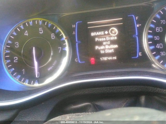 1C3CCCAB6FN669279 Chrysler 200 Limited