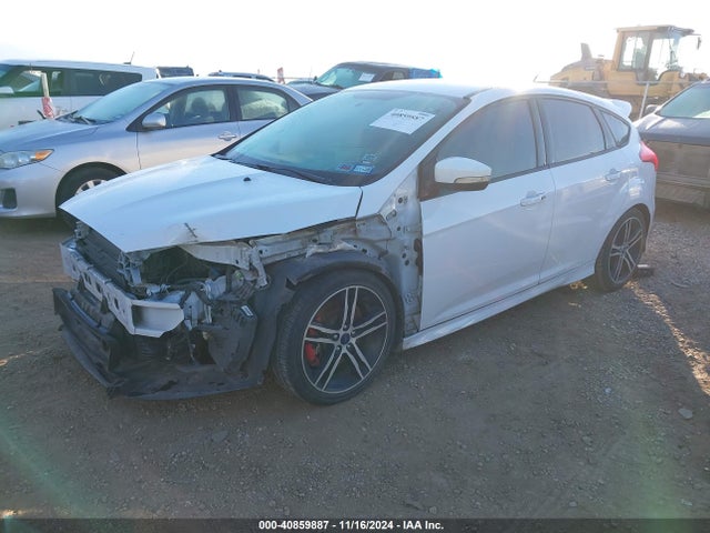 1FADP3L99FL375312 Ford FOCUS ST