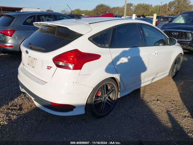 1FADP3L99FL375312 Ford FOCUS ST
