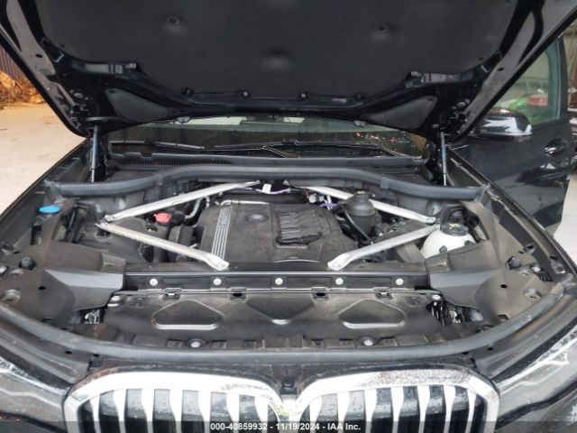 5UXCW2C05N9N04631 BMW X7 Xdrive40i