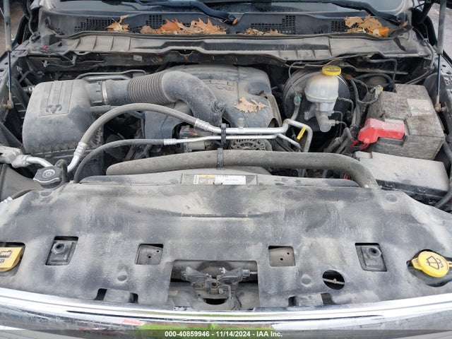 1C6RR7TT3HS617055 RAM 1500 Slt