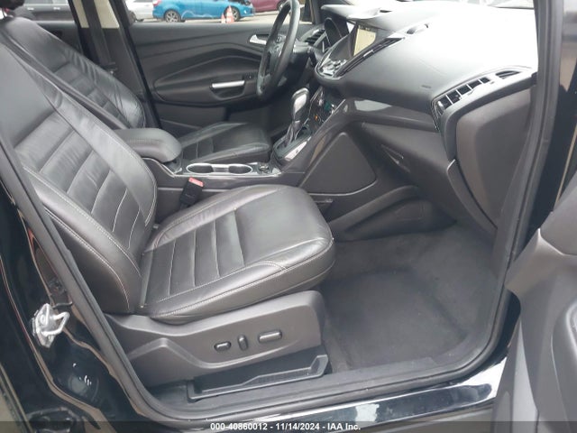 Ford Escape Titanium 2016 1FMCU9J91GUB04370 Image 5