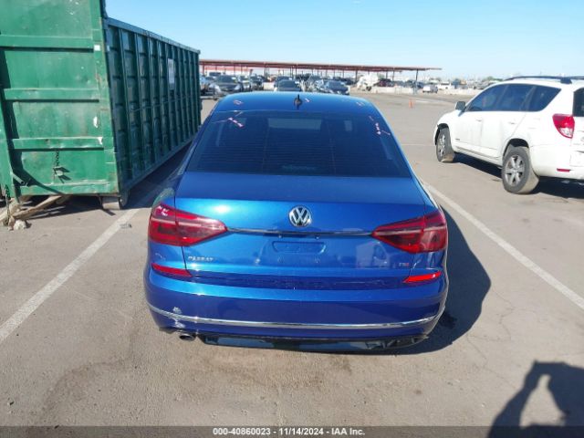 1VWDT7A31HC048544 Volkswagen Passat 1.8t R-line