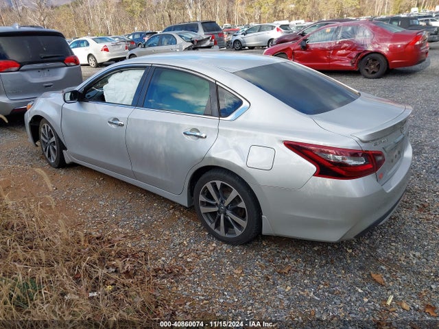 Nissan Altima 2.5 Sr 2017 1N4AL3AP5HC137900 Image 3