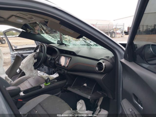 3N1CP5DV7NL527588 Nissan Kicks Sr Xtronic Cvt