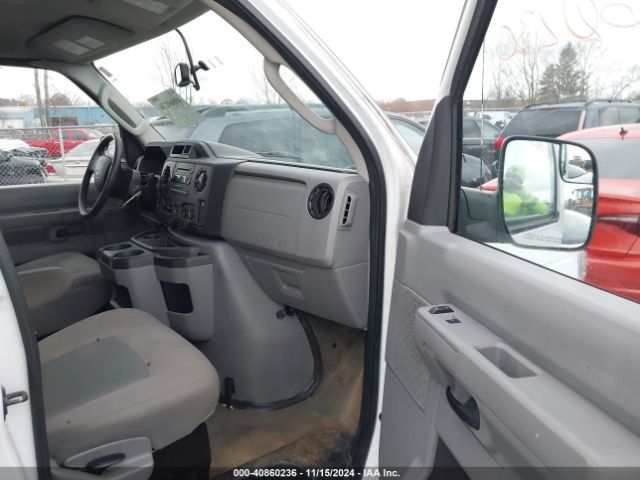 1FBNE3BL9EDA82377 Ford E-350 Super Duty Xlt